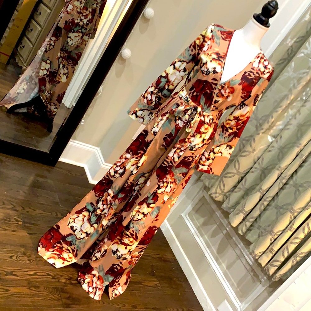 L’ATISTE Floral Jumpsuit